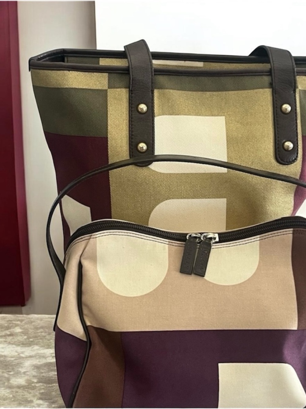 Bally Stylish Multicolor Geometric Tote and Pouch Set